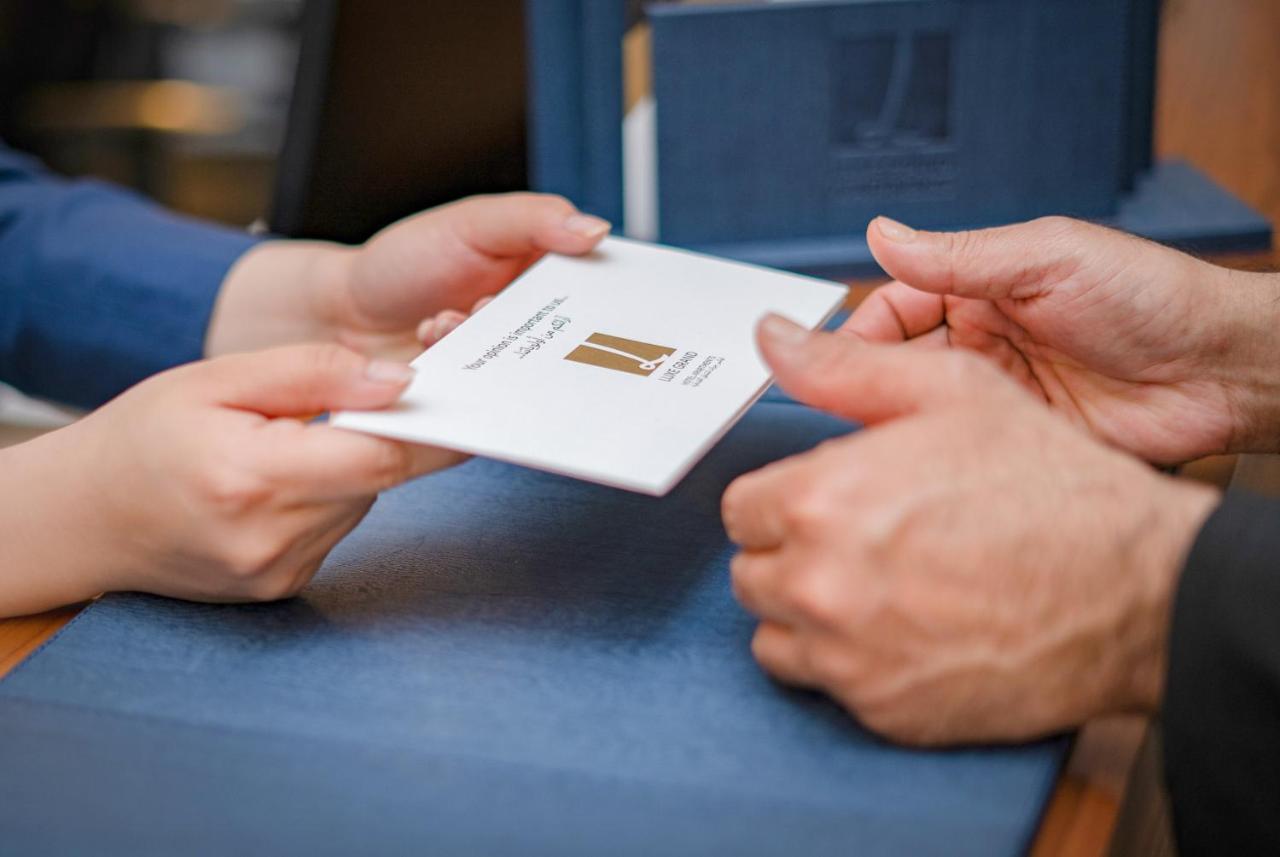 Luxe Grand Hotel Apartments Sharjah Eksteriør billede A chip carrier with a microchip