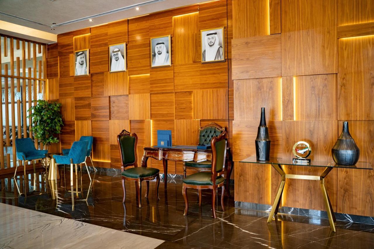 Luxe Grand Hotel Apartments Sharjah Eksteriør billede The lobby of the hotel