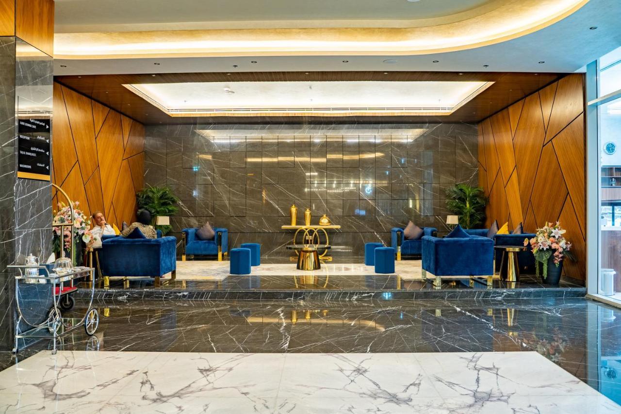 Luxe Grand Hotel Apartments Sharjah Eksteriør billede Lobby